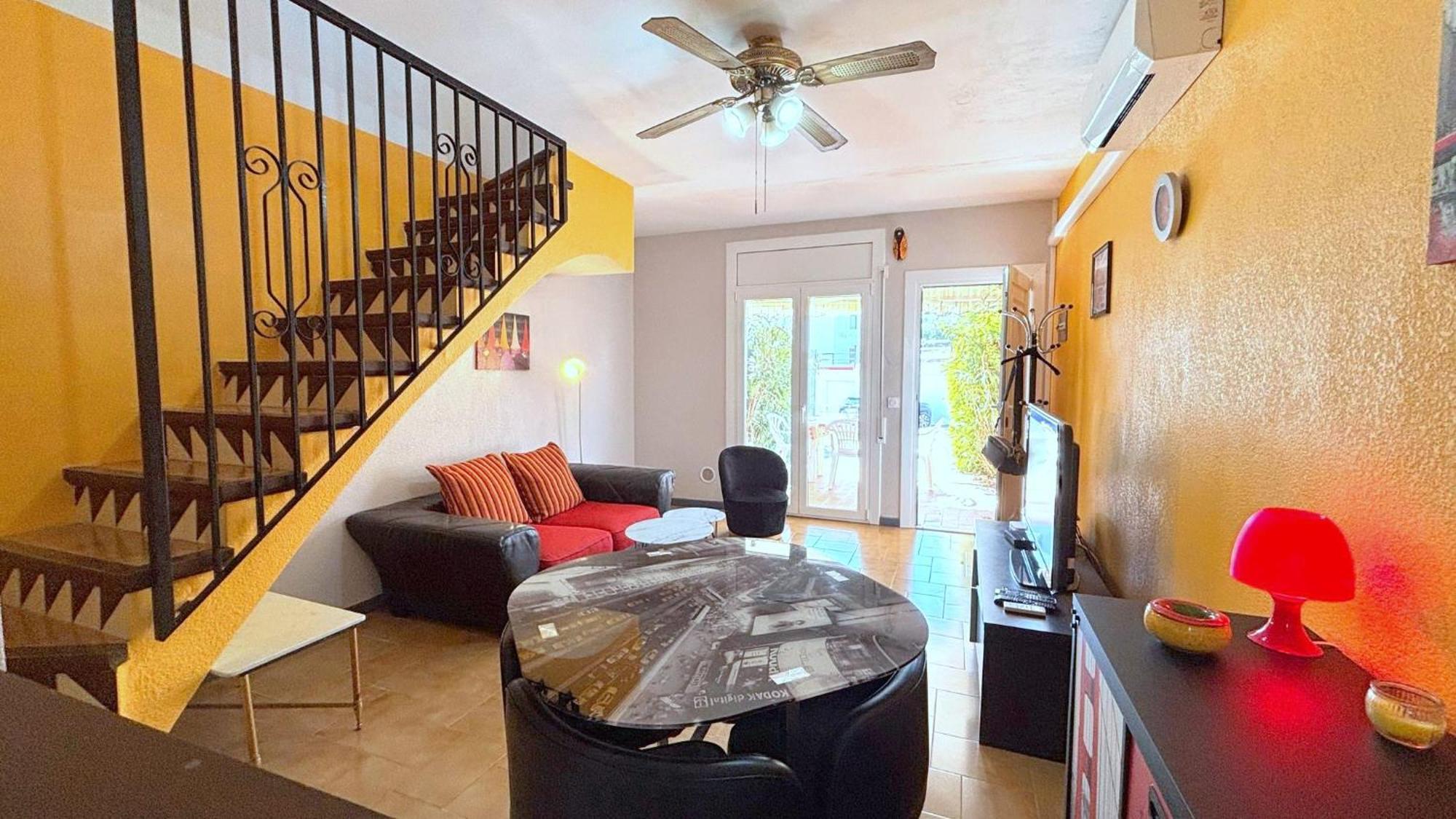 Apartmán Angeles 38 Roses Exteriér fotografie